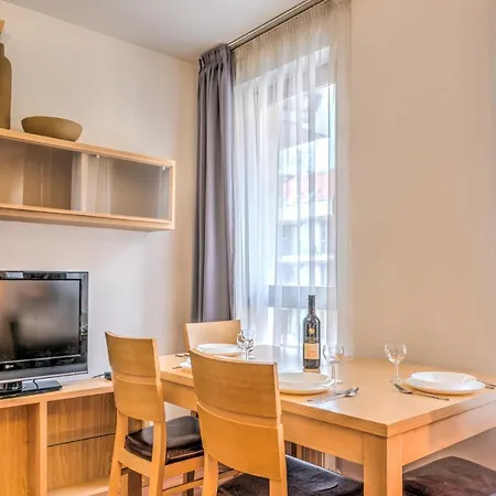 Apart-hotel Center 4*