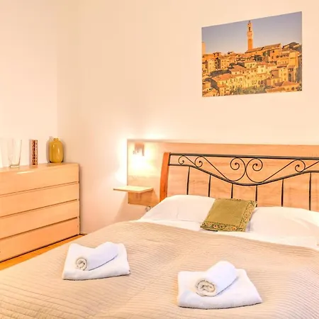 Center Apartahotel