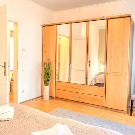 Center Apart-hotel