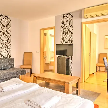 Hotel apartamentowy Center 4*