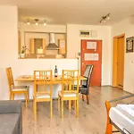 Lägenhetshotell Center 4*