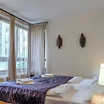 Lägenhetshotell Center 4*