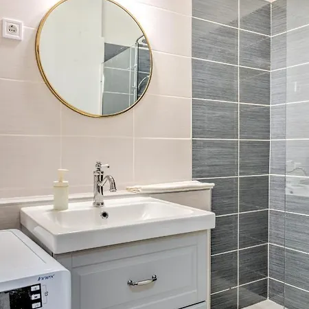 Ξενοδοχείο με διαμερίσματα Center